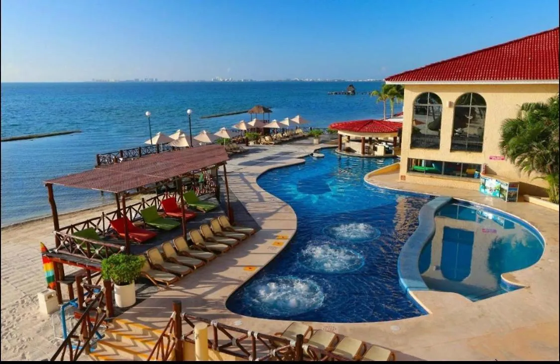 Punta Me Apartment Beach Front In The Hotel & Waterpark 칸쿤