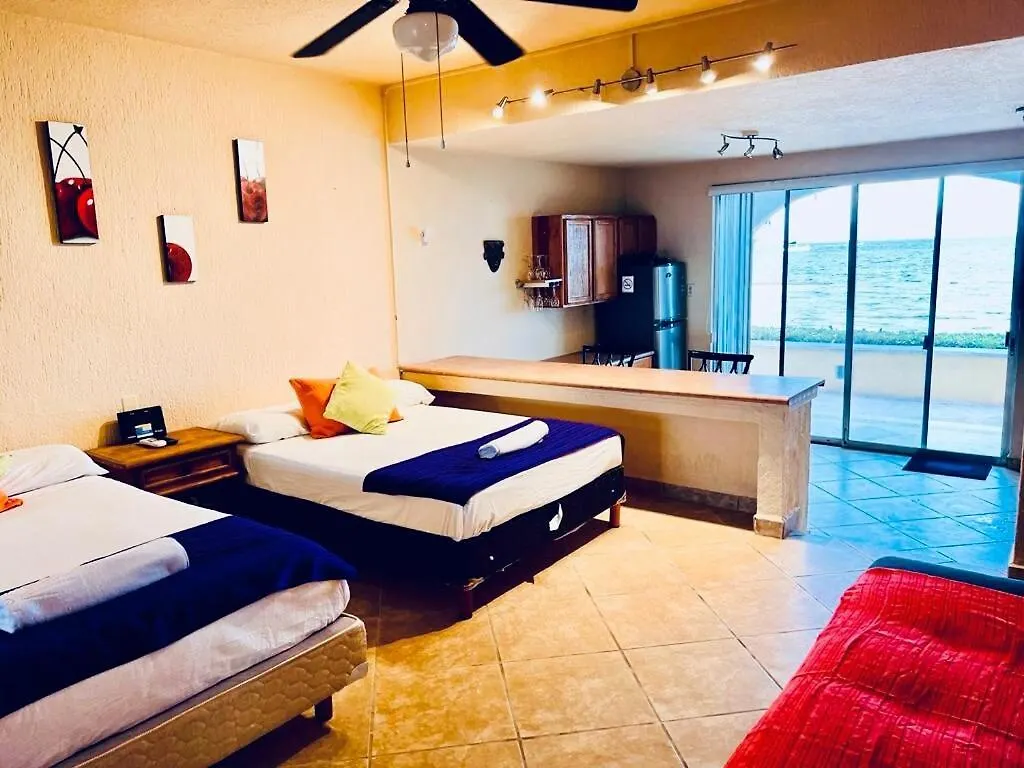Punta Me Apartment Beach Front In The Hotel & Waterpark カンクン