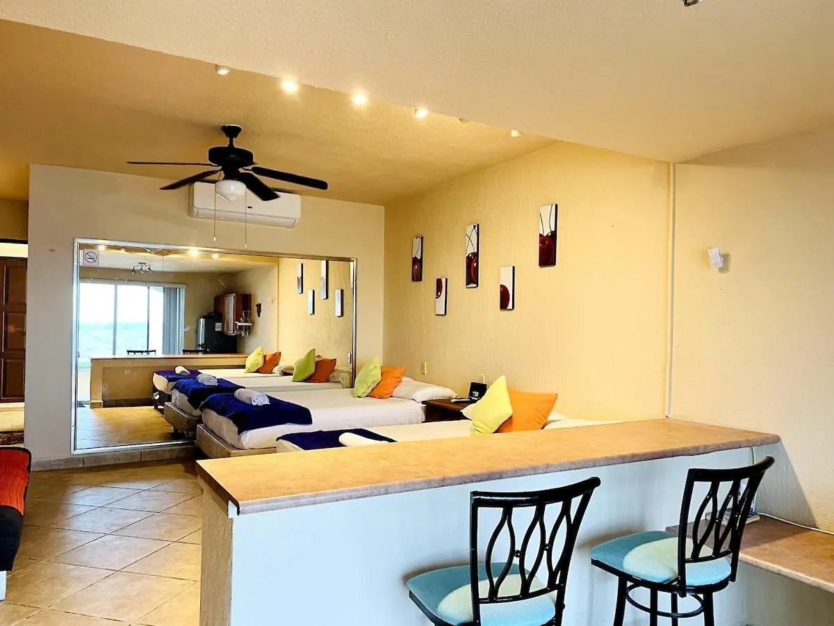 Punta Me Apartment Beach Front In The Hotel & Waterpark カンクン